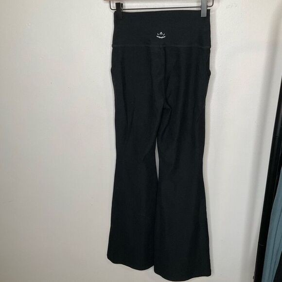 Beyond Yoga Spacedye Bootcut - Picture 4 of 8